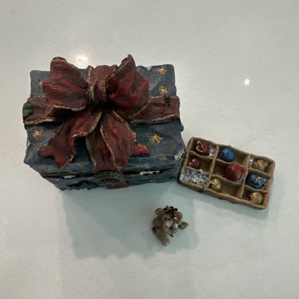 Boyd's Bears Treasure Trinket Topper's Ornament Box Tangle McNibble Christmas
